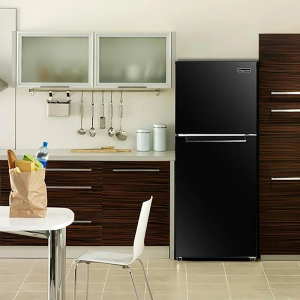 Magic Chef HMDR1000BE Top Freezer Refrigerator in Black 10.1 Cu. ft.