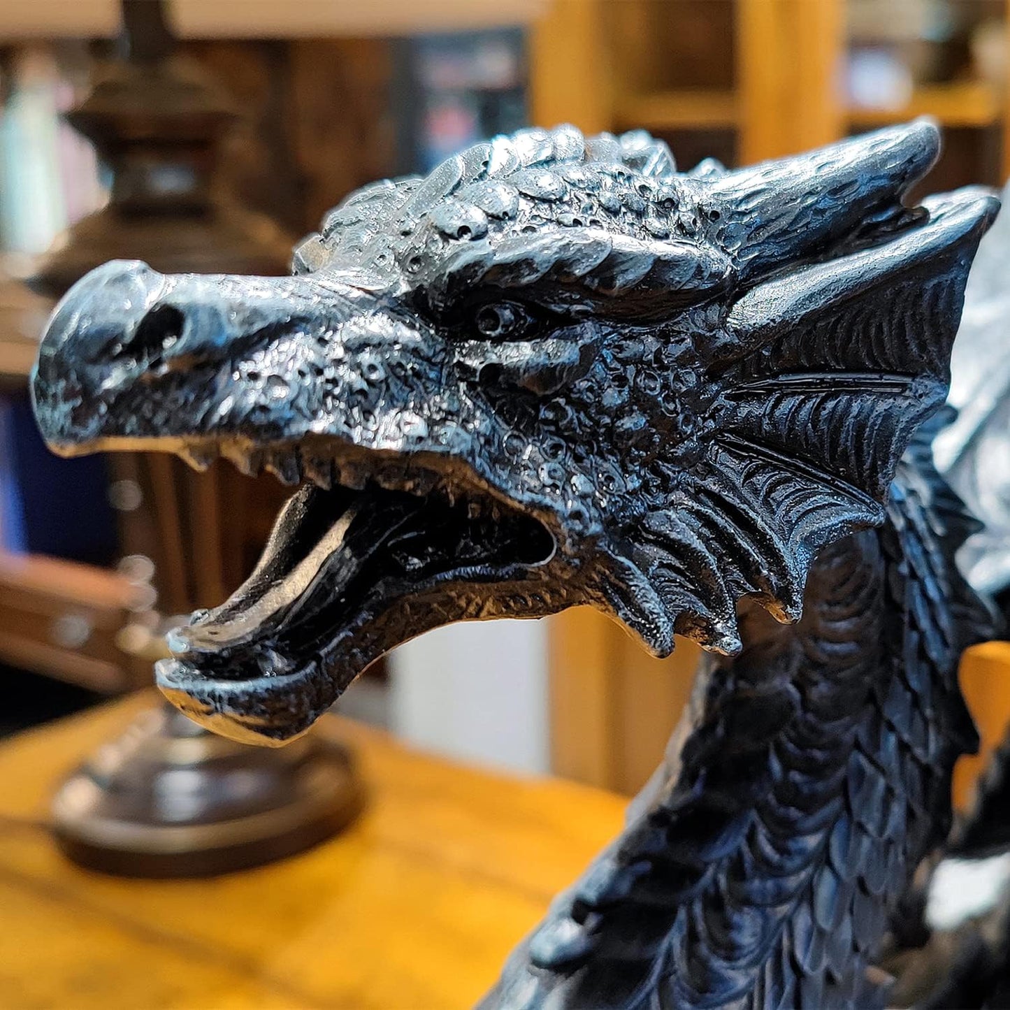 Large size gothic roaring pterosaur statue fantasy decoration