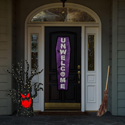 Pre-lit artificial tree decoration, black