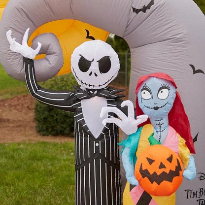 7ft Jack Skull and Sally Hills Scene