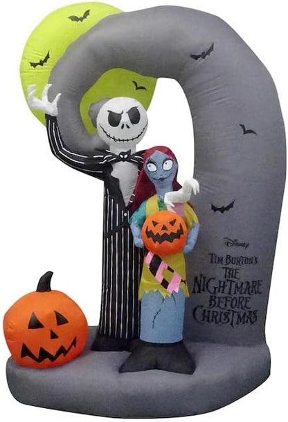 7ft Jack Skull and Sally Hills Scene